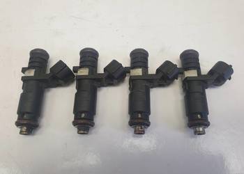 WTRYSKIWACZ Skoda Octavia II 1.6 8V _ 06A906031CM