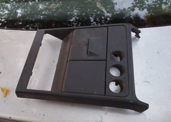 Konsola srodkowa peugeot 205 popielniczka
