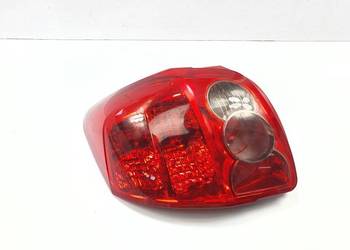 LAMPA PRAWA TYŁ TOYOTA AURIS I