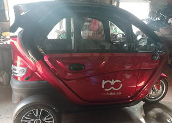 Motorower trójkołowy