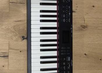 Roland RD-88 + pedał Rpu-3 + futerał Casio sc-800