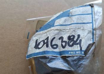1076384 / XS41 - A16A720 - AA Odbój pokrywy silnika 1076384 / XS41 - A16A720 - AA Odbój pokrywy silnika