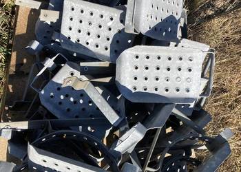 Stopnie kominowe dachowe