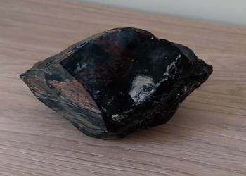 Obsydian nieoszlifowany