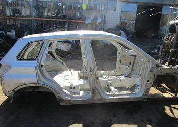 PRÓG SŁUPEK PRAWY PRAWA BOK ZCC SUZUKI VITARA III