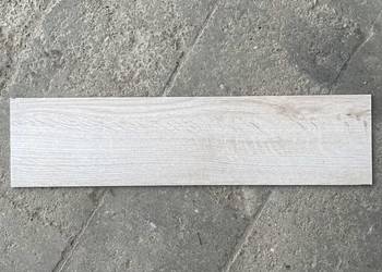 Płytka drewnopodobna W. ESSENCE IVORY 15,5x62