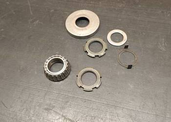 Nakrętka łożysko zabezpieczenie sztyca półki części Yamaha DT 125 RE X