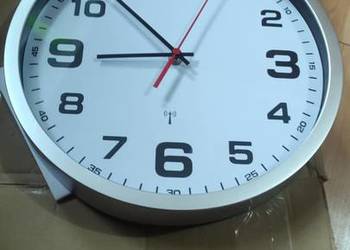 Zegar ścienny analogowy radiowy