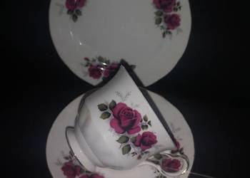 Filiżanka z talerzykiem, Gainsborough, England Filiżanka z talerzykiem, Gainsborough, England