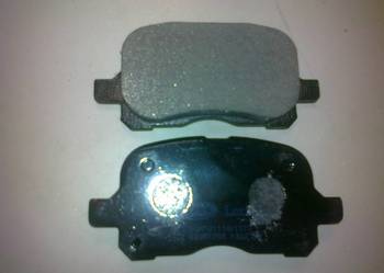 Toyota Corolla 97 klocki ham. nowe DELPHI