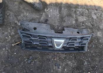 DACIA DUSTER I grill atrapa