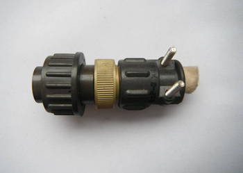 SzP-2 Wtyczka prosta 2 gniazda Nowe