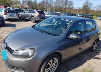 Sprzedam Golf 6 1,6 MPI 8 V z gazem