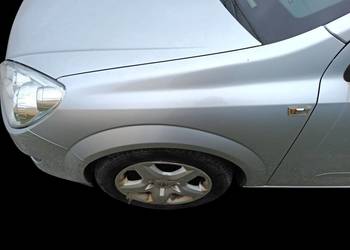 OPEL ASTRA H BŁOTNIK LEWY PRZÓD  KOLOR Z157