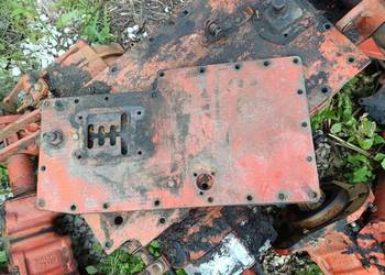 Pokrywa skrzyni biegów dekiel t25 władimirec t-25 rusek