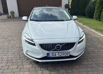 Volvo V40 Inscription – Bezwypadkowy, Pełna Historia Serwisowa NL, Idealny