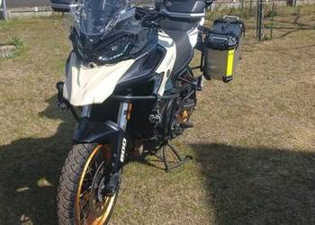 motocykl QJ800