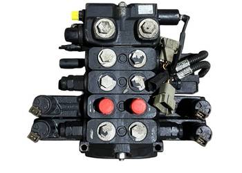 JCB 334/L1179 Rozdzielacz hydrauliczny