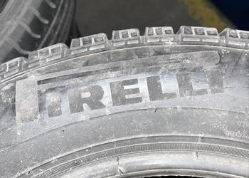 Dwie opony zimowe Pirelli Ice zero 205/60 r16 Dwie opony zimowe Pirelli Ice zero 205/60 r16