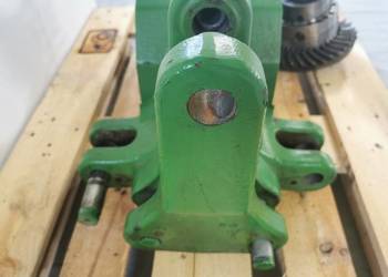 John Deere 6155 R {Dyferencjał 13.236}