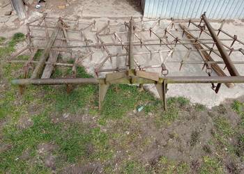 Brony trójki sztywne