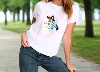 biały t-shirt z nadrukiem Sinsay