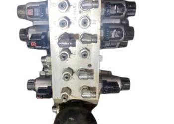 JCB 332/K1365 (HYDAC 3431354) rozdzielacz hydrauliczny do JCB JS 130W, JS1…