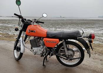 Motocykl MZ ETZ 250 1986r z dokumentami