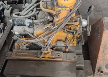 Stacjonarny silnik do łodzi (diesel) z przekładnią
