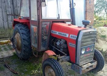 Massey Ferguson 255