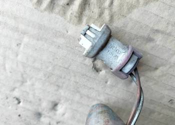 AUDI 80 B3 80B3 813971955 KOSTKA WTYCZKA ŻARÓWKI KIERUNKOWSKAZU