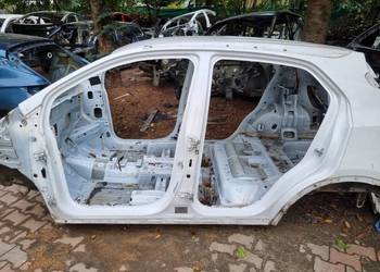 PRÓG SŁUPEK LEWY BOK GAZ Z40R MOKKA