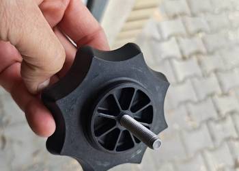 Śruba mocowania koła zapasowego VAG 6Q0803899 Skoda, Seat, Audi, VW