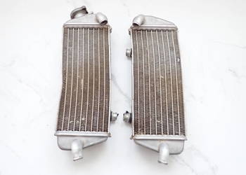 Dwie Chłodnice Prawa Lewa Komplet KTM 125 Exc 200 Sx 250 Sxf 450 04-07r