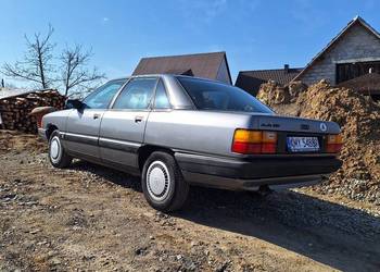 Audi 100 c3
