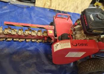 Sprzedam koparkę łańcuchowa cedrus 60 cm  głębokość  kopania  na 10 cm szer