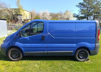 Opel Vivaro 2.5CDTI 140KM 2011r