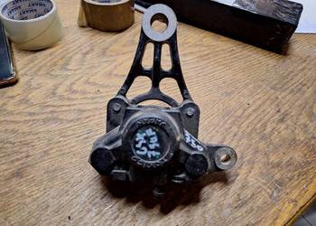 Suzuki GSX 750 F Katana zacisk tył tylne gsx750f gsx750 hamulec tył