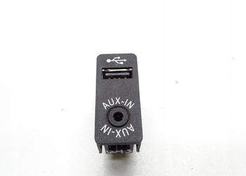 GNIAZDO WEJŚCIE PORT AUX USB BMW F20 F21 F30 F31 9229246