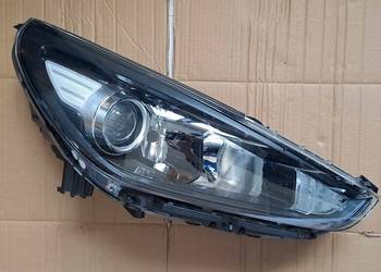 Uszkodzony reflektor lampa 92102 G4060 prawy Hyundai i30 III 2020