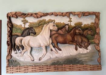 Plaskorzezba w lipie  , konie