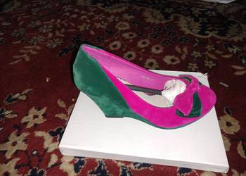 Buty damskie w trzech rozmiarach 36 37 i 40.