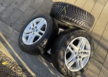 Oryginalne alufelgi z zimowymi oponami Bridgestone 215/60/17 Toyota C-HR