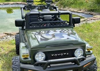 Auto na akumulator Jeep Dżip samochód TOYOTA FJ 4X4 SKÓRA KOŁA EVA LED
