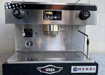 Profesjonalny Ekspres Kolbowy WEGA (1-grupowy) – Stan Idealny!