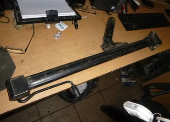 LEWAREK PODNŚNIK VW LT I