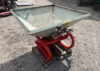 Rozsiewacz Rauch komet 450