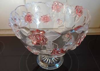 Salaterki szklana dużą na nóżce