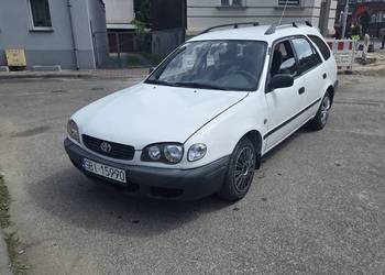 Totota Corolla e11 kombi