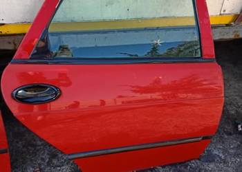 Drzwi prawy tył tylne Saab 900 HB kolor 240